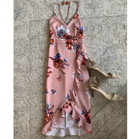 Stunning Floral Pink Dress- NWT - Picture 1 of 2